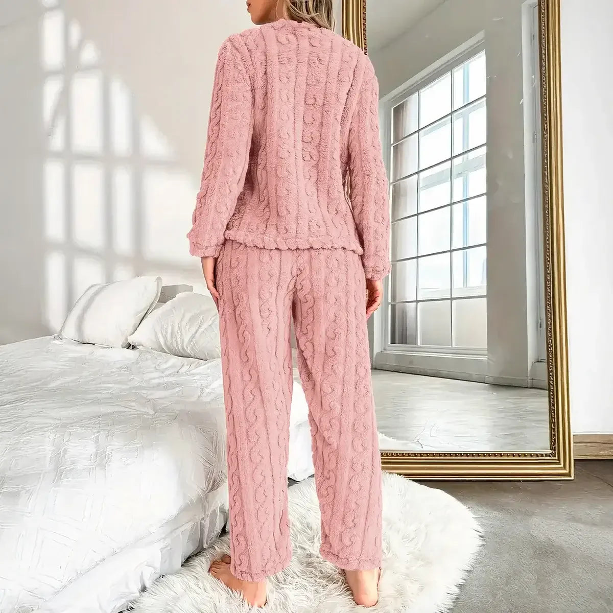 Ensemble pyjama en polaire chaude pour femme - VelvyDreams® 